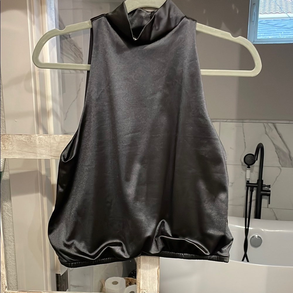 Black Sleeveless Women's Top